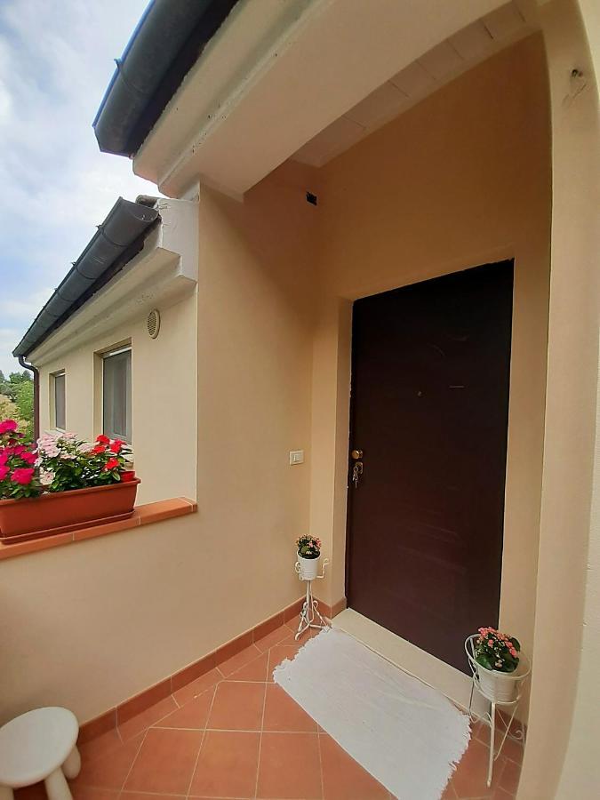 Casale Angela Apartment Torrevecchia Teatina Exterior photo